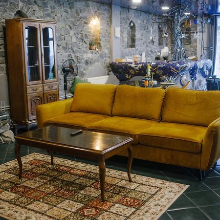 Gaudi Apartment In リヴィウ エクステリア 写真