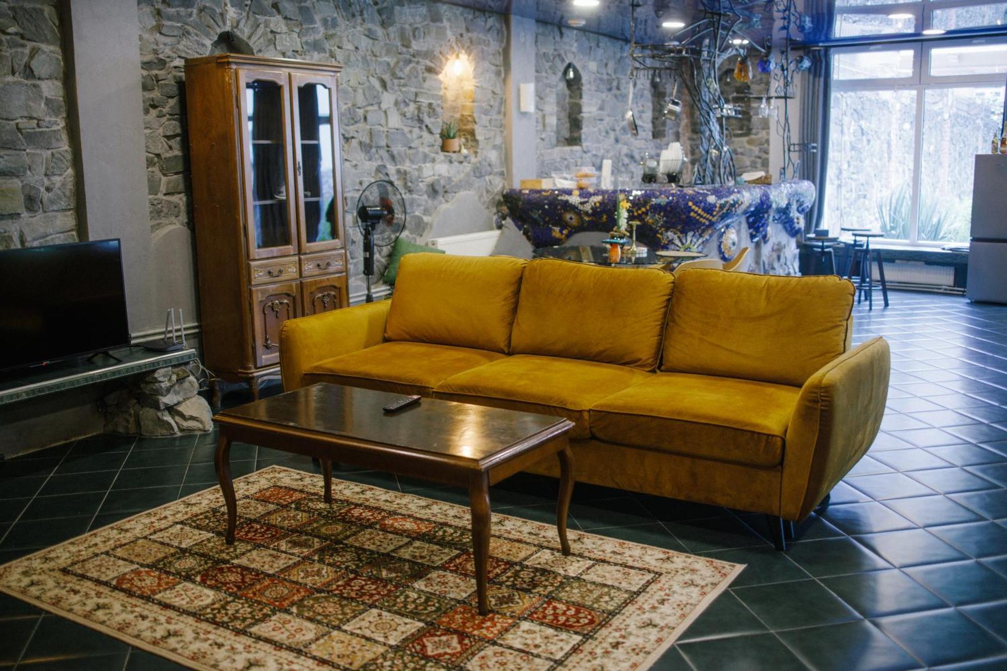 Gaudi Apartment In リヴィウ エクステリア 写真
